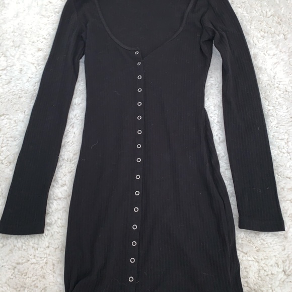 Black buttoned loose mini dress - Picture 2 of 3